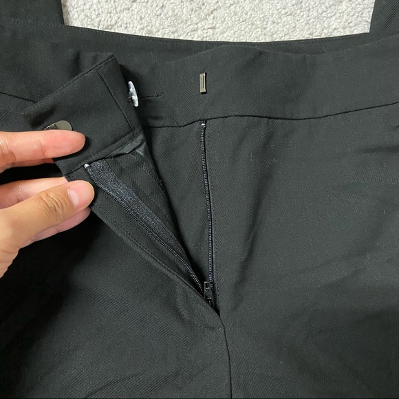 KARL LAGERFELD Women’s Black Tapered Pants Trousers Size 8 or 10 - Picture 6 of 9